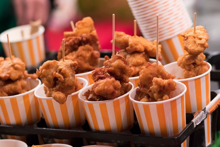 屋台のから揚げ