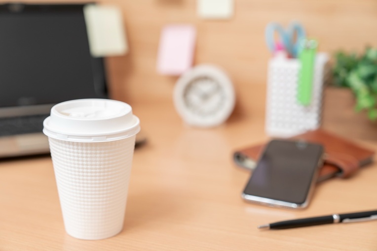 テイクアウトコーヒー