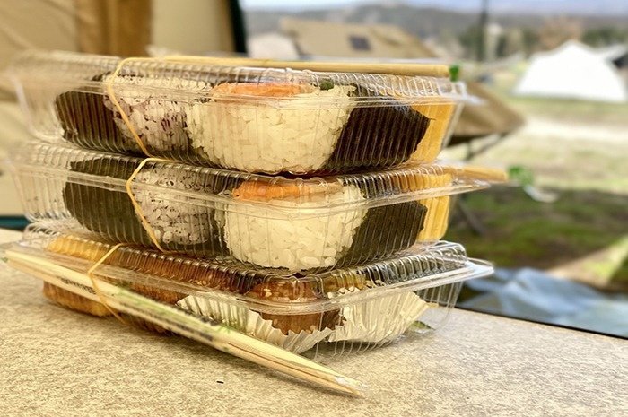 おにぎり用容器