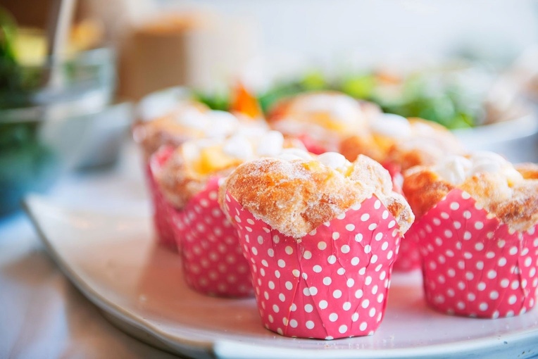 ピンクのマフィンカップ