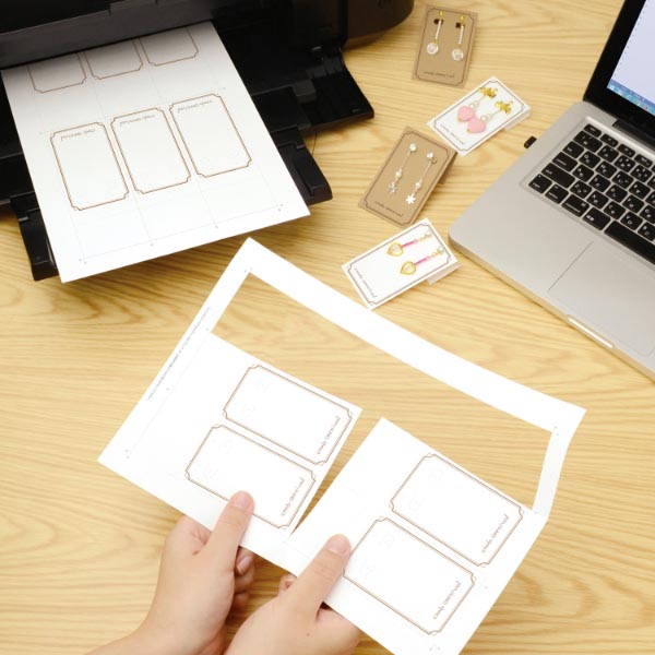 陳列備品 OAピアス・イヤリング専用台紙 ホワイト LL 6シート(60片)入 ササガワ