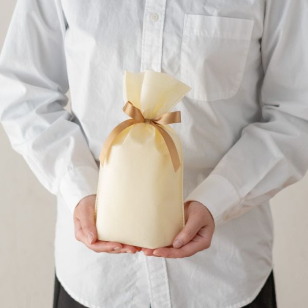 不織布袋 2重不織布リボン付バッグ-XS クリーム(20枚) ヘッズ