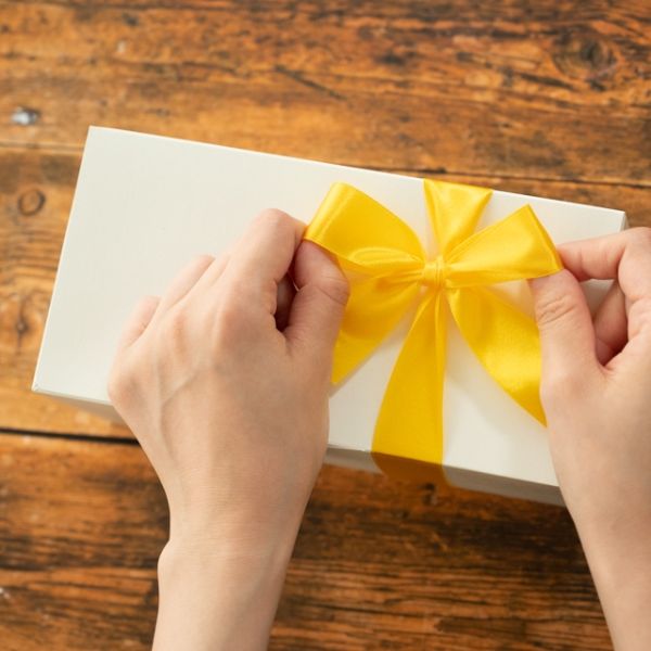 ギフト資材 2542R サテンリボン SUNFLOWER 25mm(1巻) ヘッズ