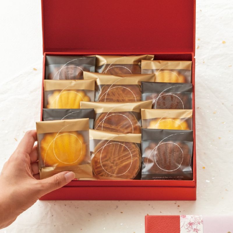 ギフト箱 無地レッド貼箱-M(4個) ヘッズ