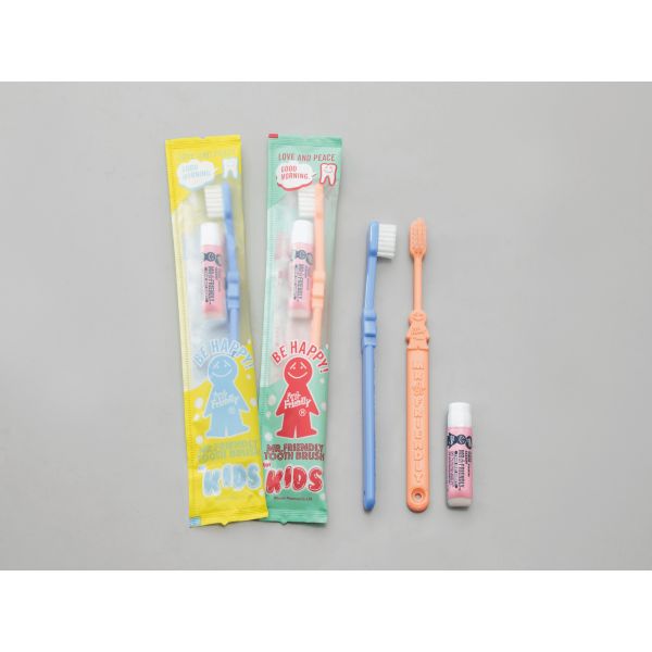 ダイト アメニティ Mr.FRIENDLY19穴(子供用ハブラシセット) オレンジ 4g イチゴ味