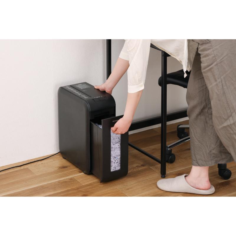 事務用品 パーソナルシュレッダーP6HCSV-B アイリスオーヤマ