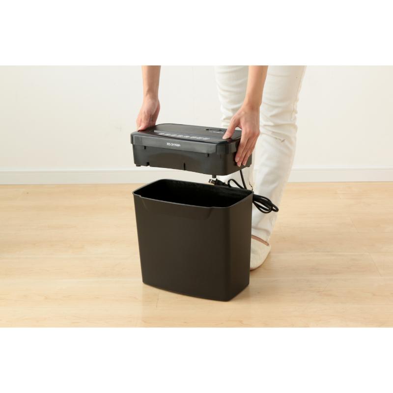 事務用品 パーソナルシュレッダーP5GCX2 アイリスオーヤマ