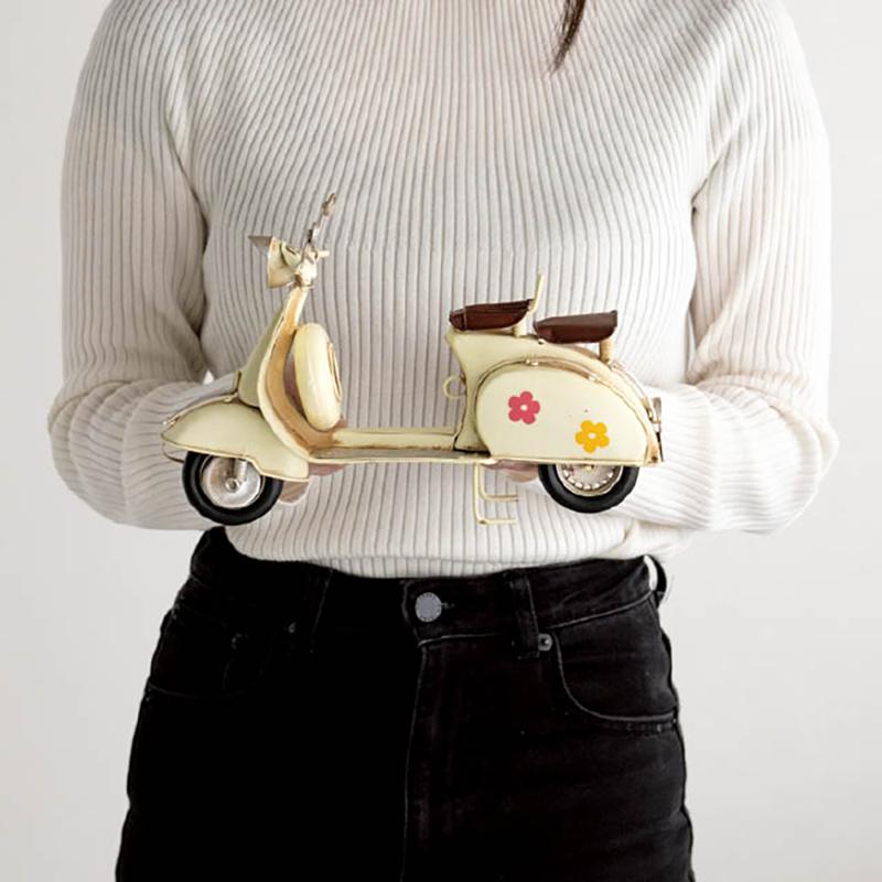 ディスプレイ雑貨 BRZ-INT7 インテリアブリキスクーター-7 ヘッズ