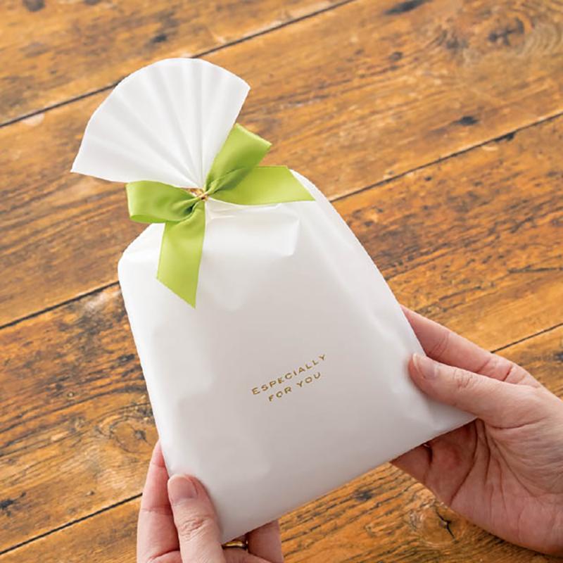 ギフト資材 LG-YT1 サテンリボンワイヤータイライトグリーン-1(50個) ヘッズ