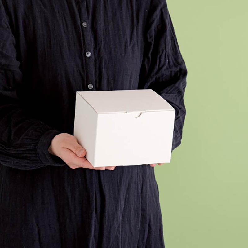 ギフト箱 MOW-GB4 無地オフホワイトギフトボックス-4(10枚) ヘッズ