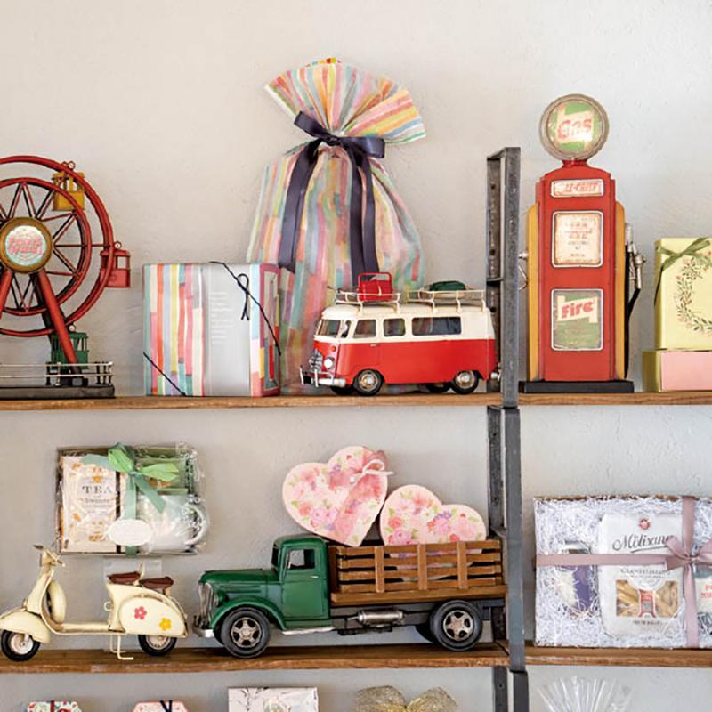 ディスプレイ雑貨 BRZ-INT9 インテリアブリキガススタンド-9 ヘッズ